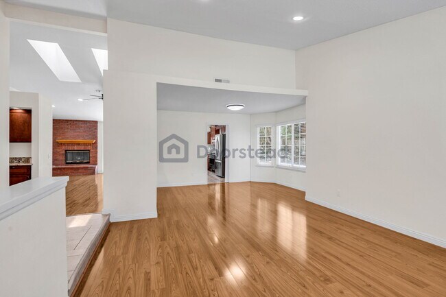 Photo - 904 Sky Meadow Pl