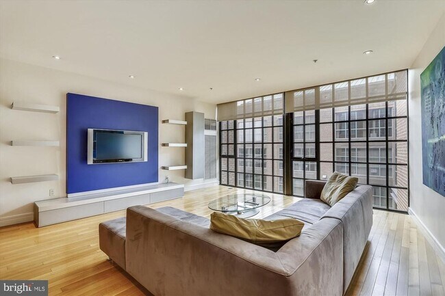 Photo - 3303 Water St NW Unidad 5N