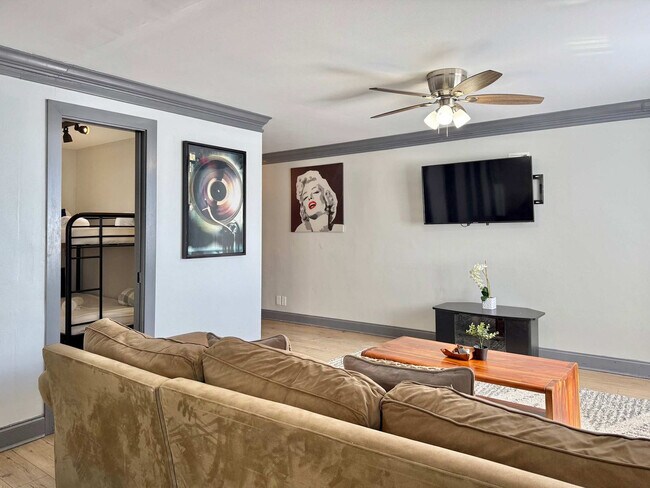 Photo - 215 Piedmont Ave NE Unidad ID1299370P