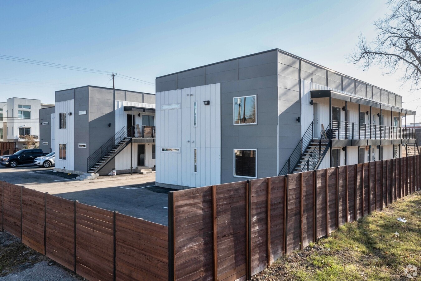 January 2022 - Los Colores Apartments