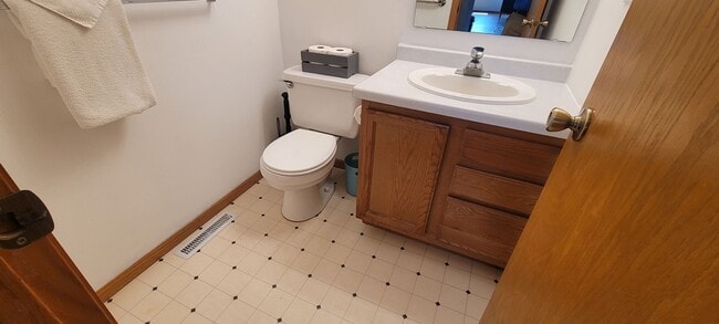 Photo - Fully Furnished 3 Bedroom House