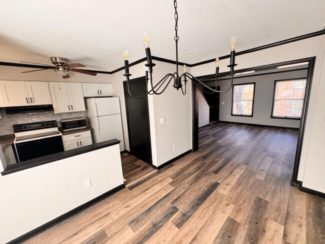 Photo - 2016 Brunt St