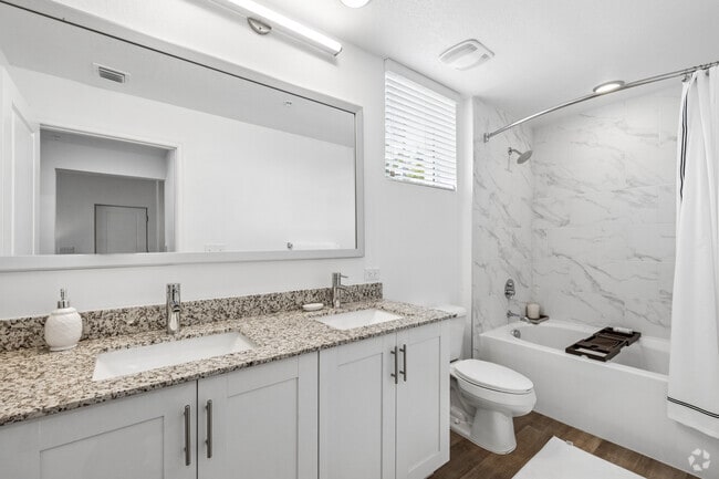 1BR, 1BA - 794SF - Bathroom