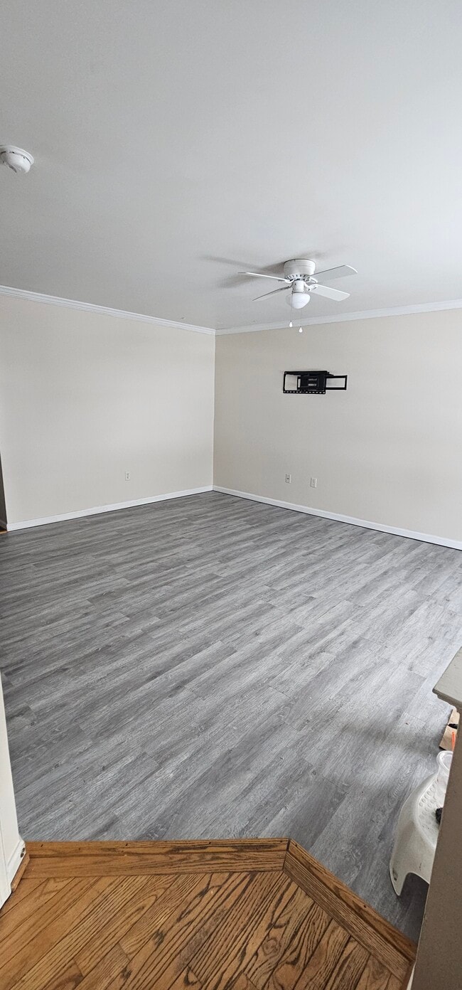 Photo - 9 E Calabash Ct