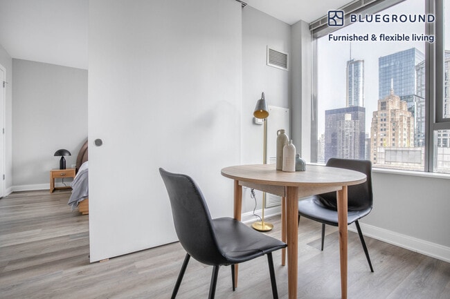 Photo - 210 N Wells St Unit FL38-ID1078