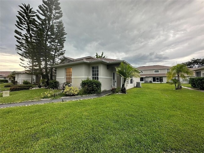 Photo - 14572 Laguna Beach Cir