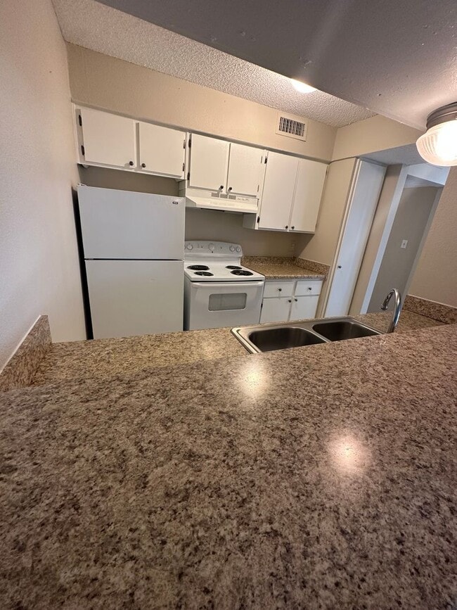 Photo - 1BD/1BA Condo located on the Germantown/Memphis Line!