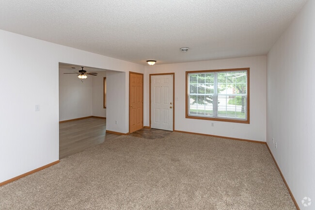 2BR, 2.5BA - 1,560 - 1,856SF