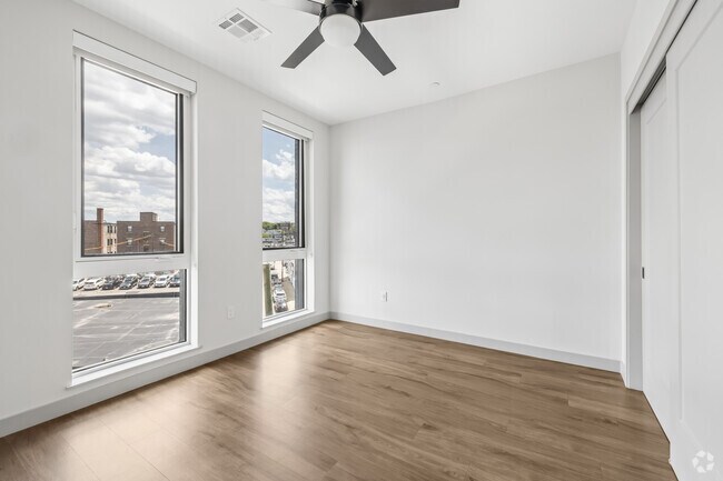 2BR, 2BA - 1,098SF - Bedroom