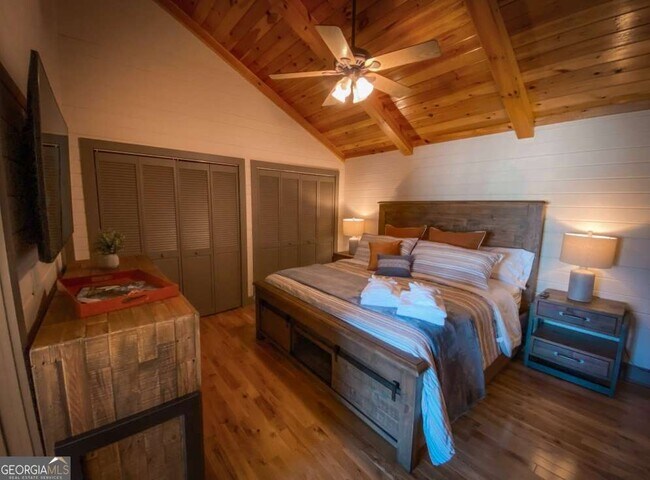 Photo - 544 E Main St