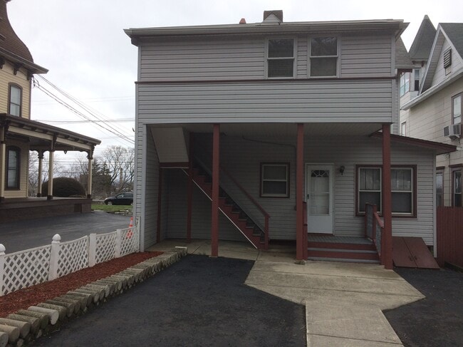 Photo - 47 Conger Ave Unidad 47 Conger Ave