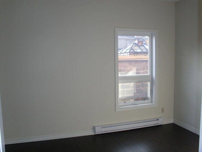 Photo - 1 Flora St Unit 1