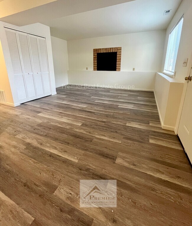 Photo - 1013 Western Dr