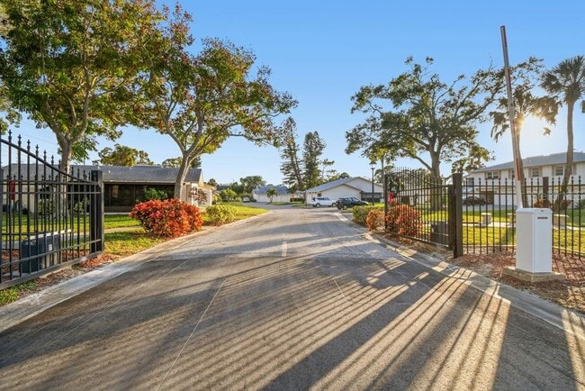 Photo - 3280 37th Way S Unit B