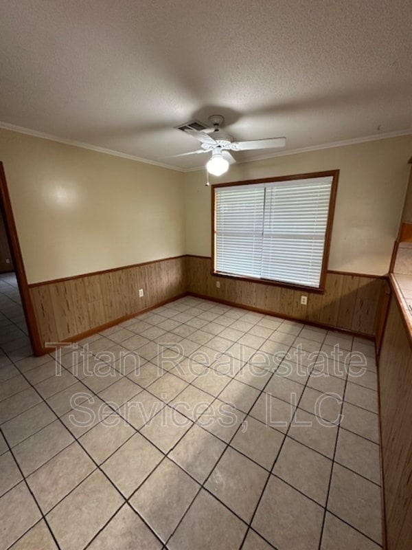 Photo - 413 Woodvale Ave