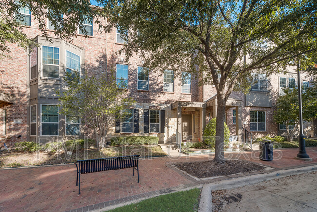 Photo - 3931 Asbury Ln Townhome