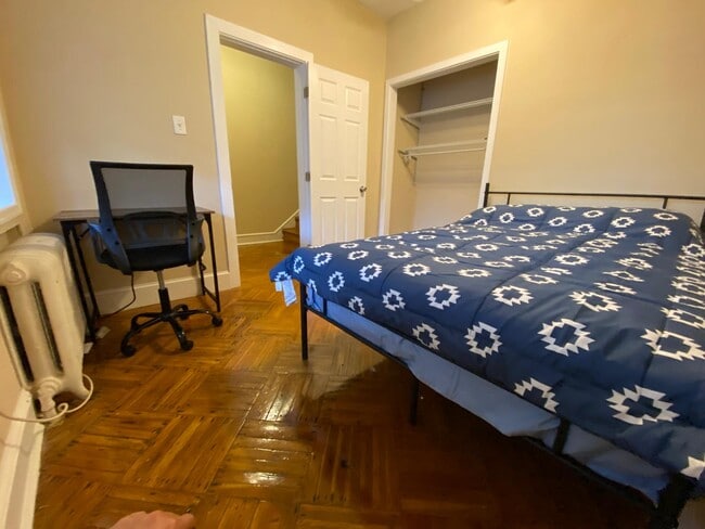 Photo - 4003 8th St NW