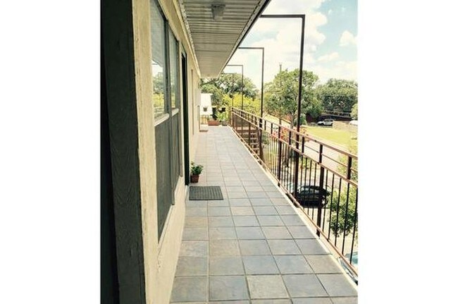 Outside of Condo - 300 Crockett St Unit 329