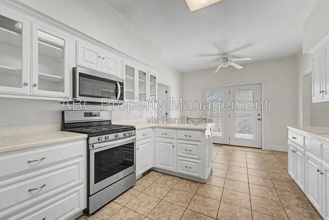 Photo - 1525 W Deane St