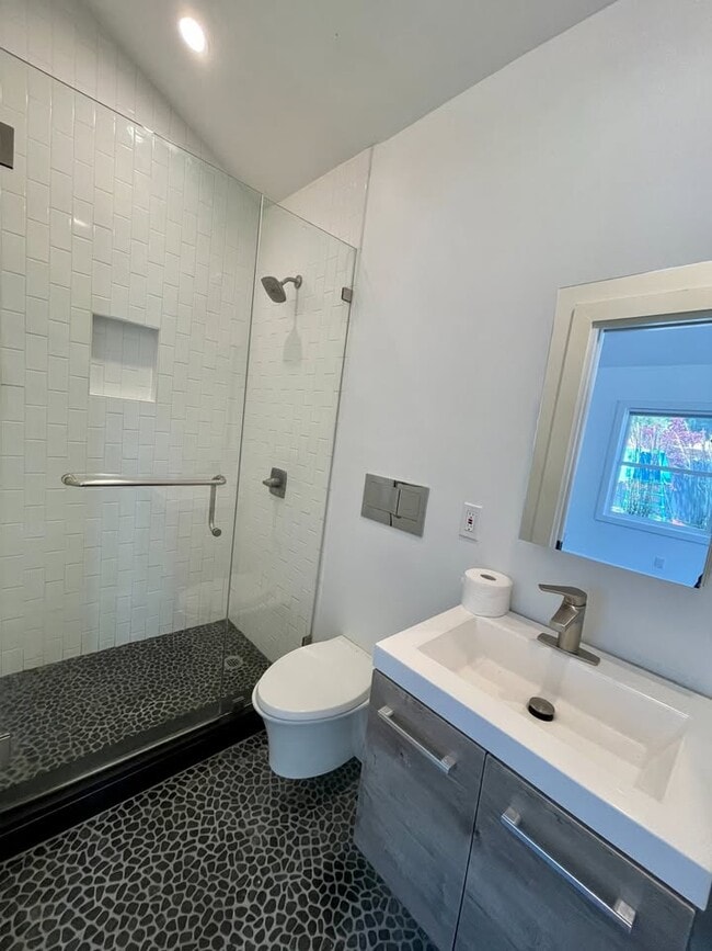 Photo - 2736 Chanslor Ave