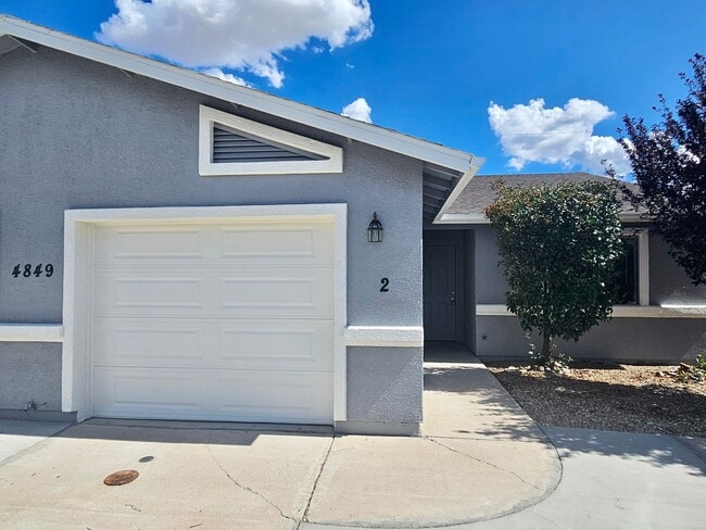 Beautiful remodeled 2 bed 2 bath home in P... - Beautiful remodeled 2 bed 2 bath home in P...