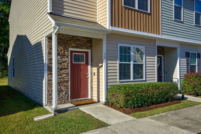 Photo - 113 Beacon Woods Dr