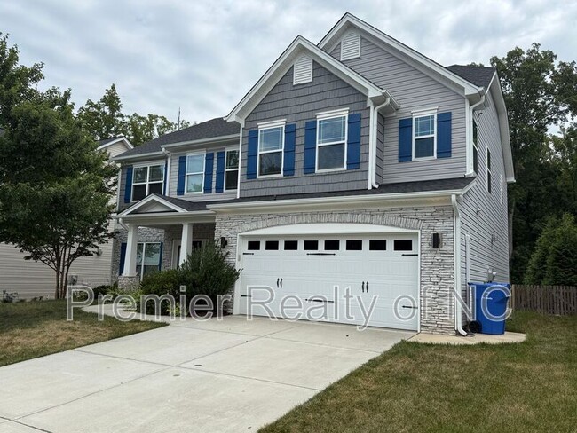 Building Photo - 1103 Magenta Way