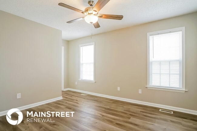 Photo - 4713 Windbreak Ln