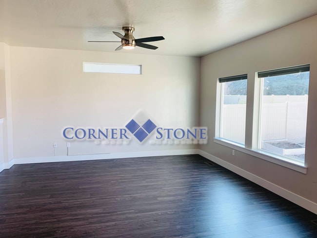 Photo - Wonderful Home in Sagewood Subdivision!
