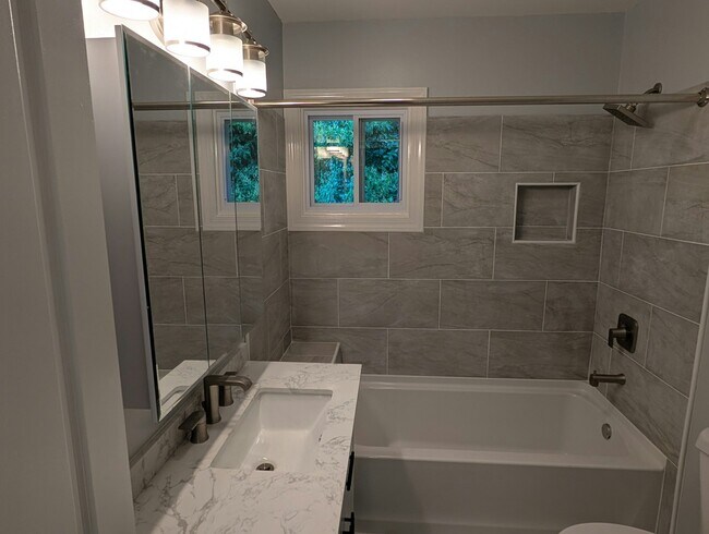 Photo - 538 Green St Unit 540