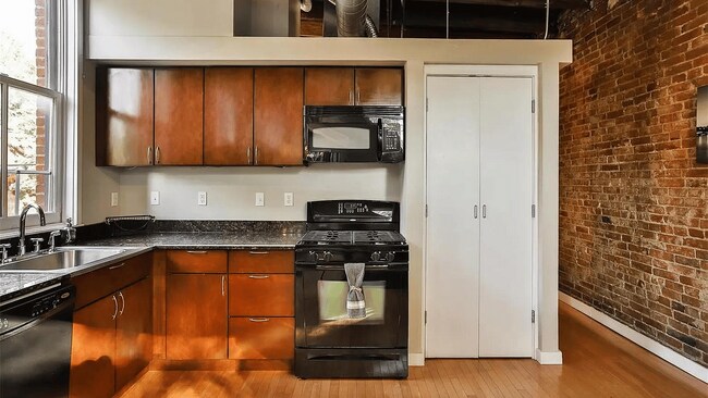 Kitchen appliances - 2903 Wisconsin Ave Unidad 2903WisconsinAvenue