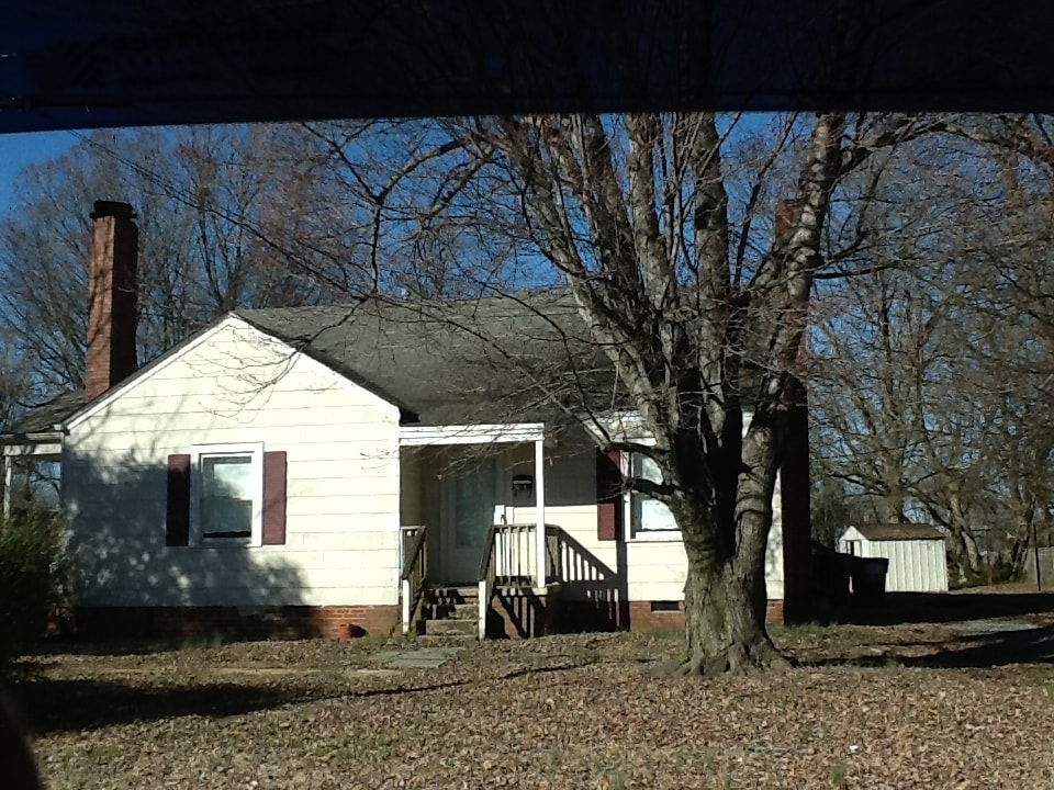 Photo - 306 Lawrence St