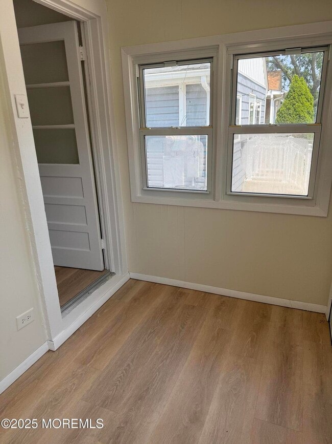 Photo - 103 Seabreeze Way Unit #2