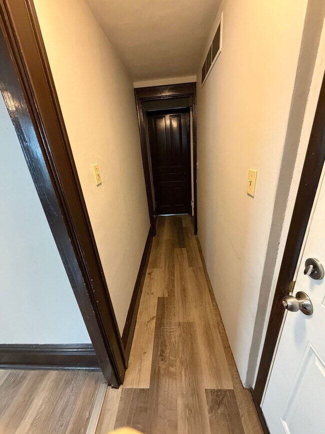 Photo - 526 Westinghouse Ave Unidad 2