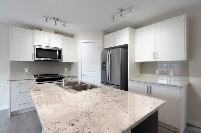 Photo - 156 Sage Hill Grove NW