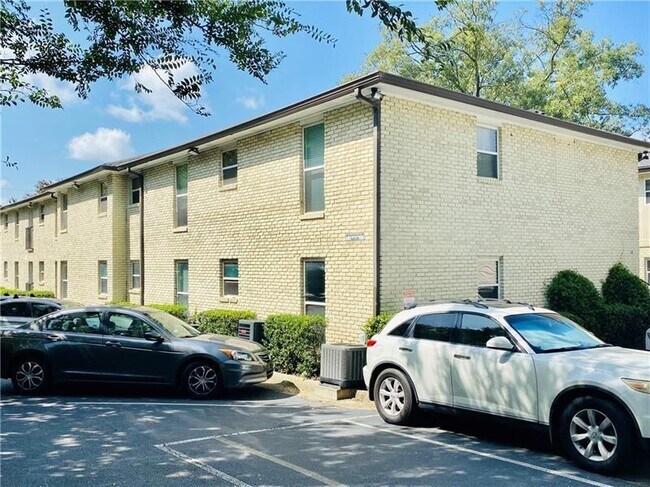 Photo - 48 Peachtree Ave NE Unit 213