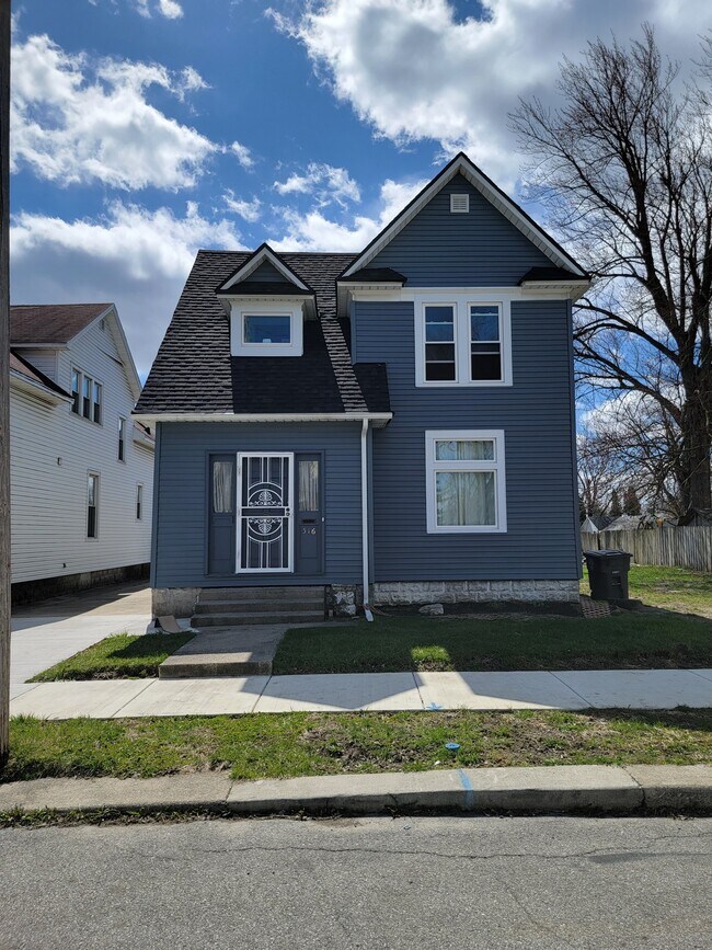 Photo - 516 E Leith St