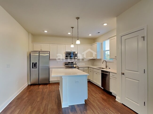 Photo - 8044 Rapala Ln