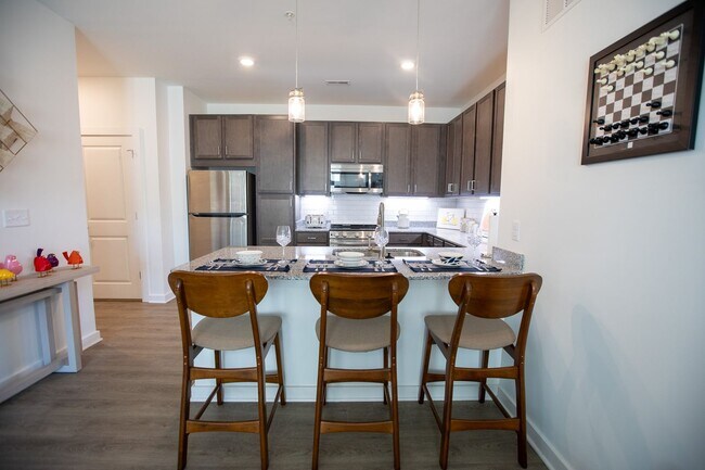 Photo - Hunter's Mill Apartments