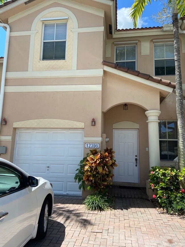 Building Photo - 12398 SW 125th Ter