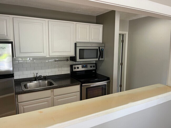 Photo - 212 W Locust St Unit C