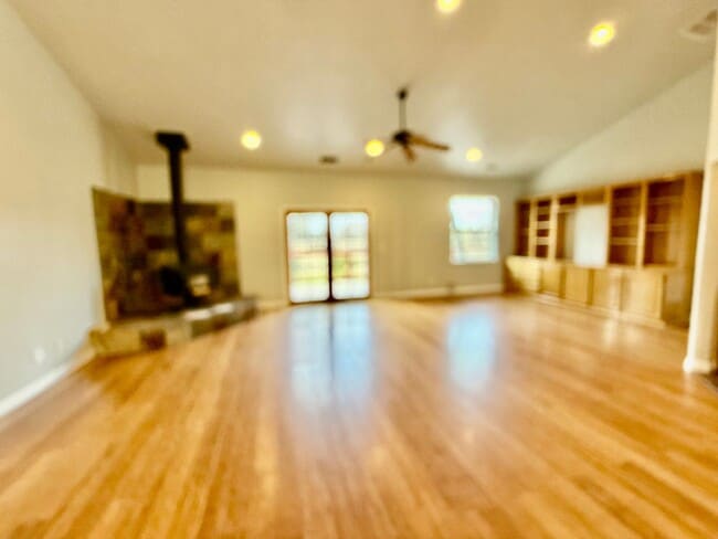 Photo - Unique Horse property with 2 units