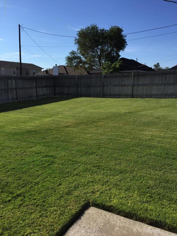 Bonito patio trasero - 2704 9th Ave B