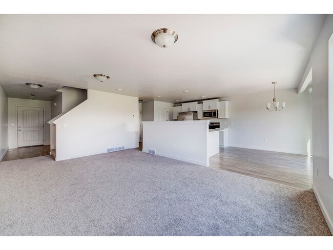 Photo - 539 W 1520 S