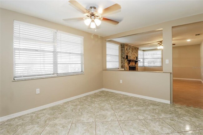 Photo - 1434 Weyford Ln