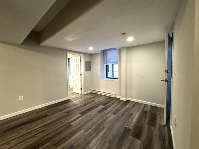 Photo - 331 Broadway Unidad 2D