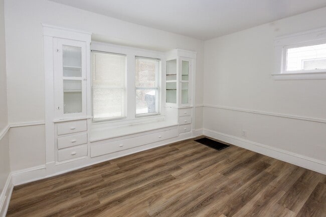 Photo - 3971 E 71st St