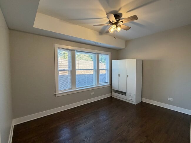 Photo - 7823 S Colfax Ave Unidad 2N