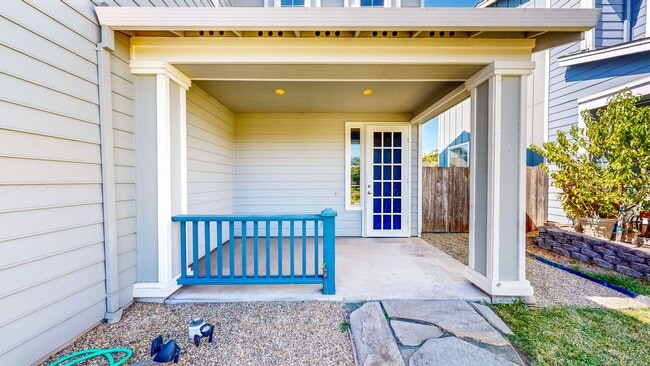 Photo - Bright two story 3 Bedroom 2.5 Bathroom Ho...