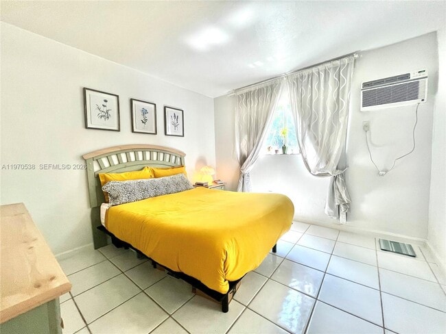 Photo - 6310 SW 79th St Unit 2